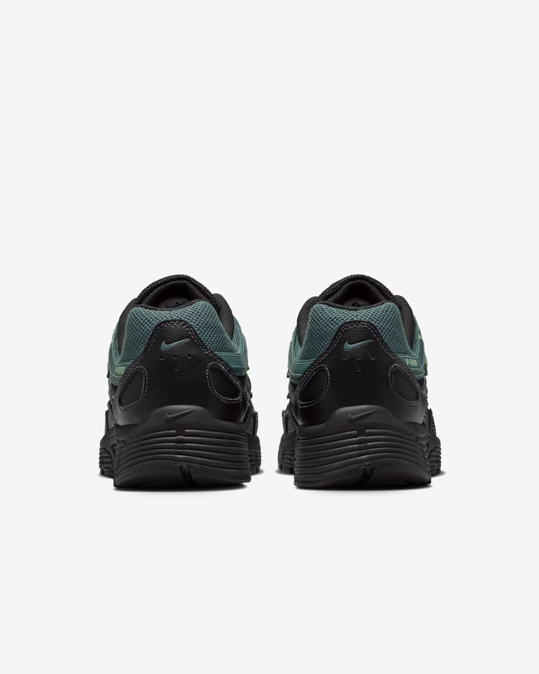 Nike P-6000 Forest green - Black