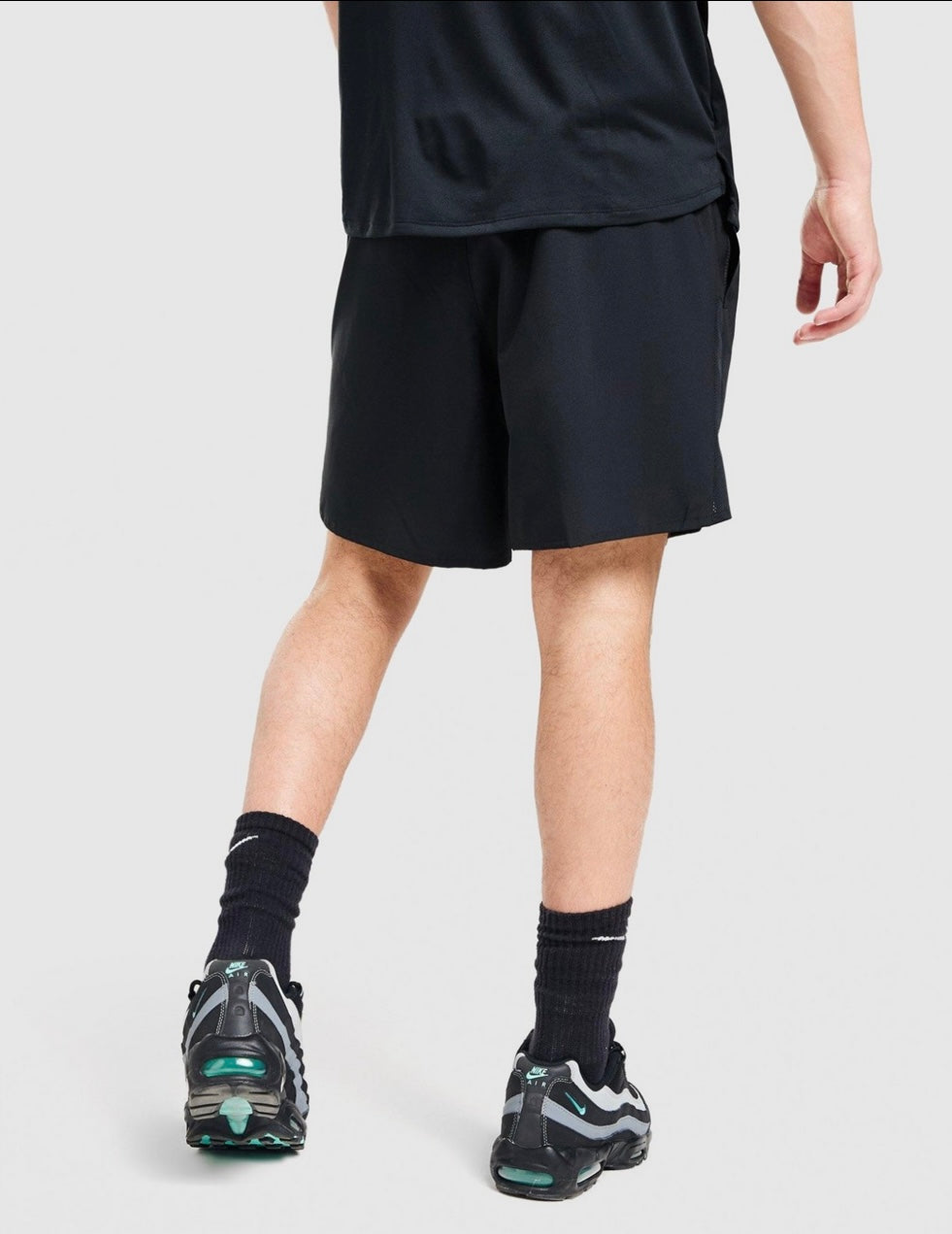 Nike Challenger Shorts Black